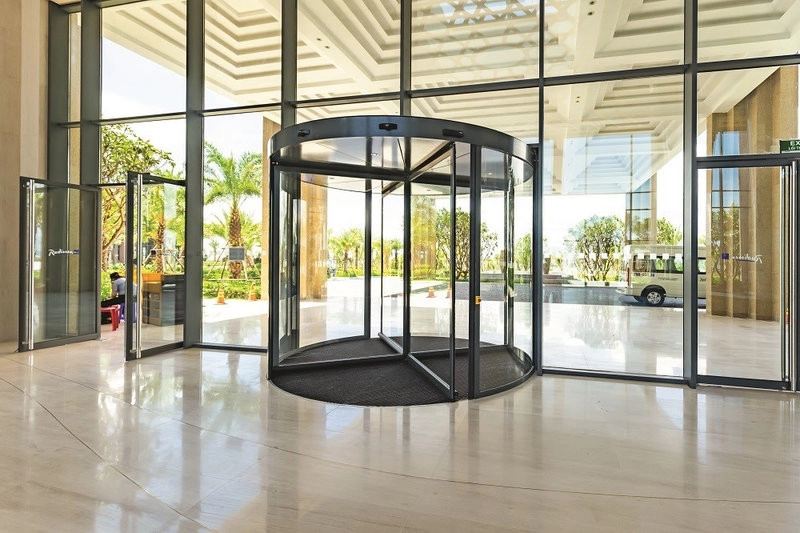 Cửa tự động Eurowindow vận hành linh hoạt theo nhu cầu sử dụng