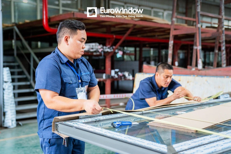 Các sản phẩm kính của Eurowindow được gia công đồng bộ, đảm bảo độ chính xác trước khi đưa vào công trình